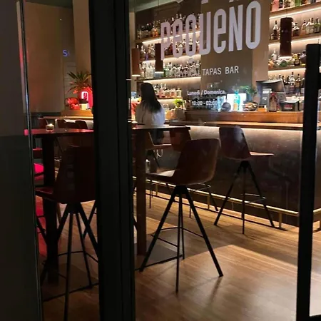 Night And Day Apartment